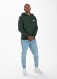 BLUZA Z KAPTUREM SMALL LOGO CIEMNOZIELONA - kup z Pit Bull West Coast Oficjalny Sklep