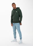 BLUZA Z KAPTUREM SMALL LOGO CIEMNOZIELONA - kup z Pit Bull West Coast Oficjalny Sklep