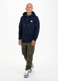 BLUZA Z KAPTUREM SMALL LOGO DARK NAVY - kup z Pit Bull West Coast Oficjalny Sklep