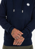 BLUZA Z KAPTUREM SMALL LOGO DARK NAVY - kup z Pit Bull West Coast Oficjalny Sklep