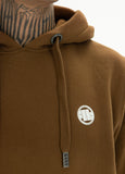 BLUZA Z KAPTUREM SMALL LOGO BRĄZOWA - kup z Pit Bull West Coast Oficjalny Sklep
