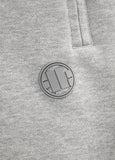 SPODNIE DRESOWE PREMIUM PIQUE SMALL LOGO SZARE MLG - kup z Pit Bull West Coast Oficjalny Sklep
