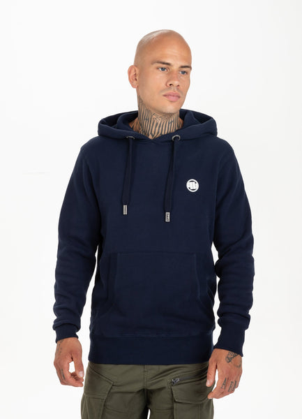 BLUZA Z KAPTUREM SMALL LOGO DARK NAVY - kup z Pit Bull West Coast Oficjalny Sklep 
